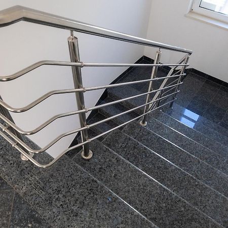 Apartment Domo Makarska Exterior foto