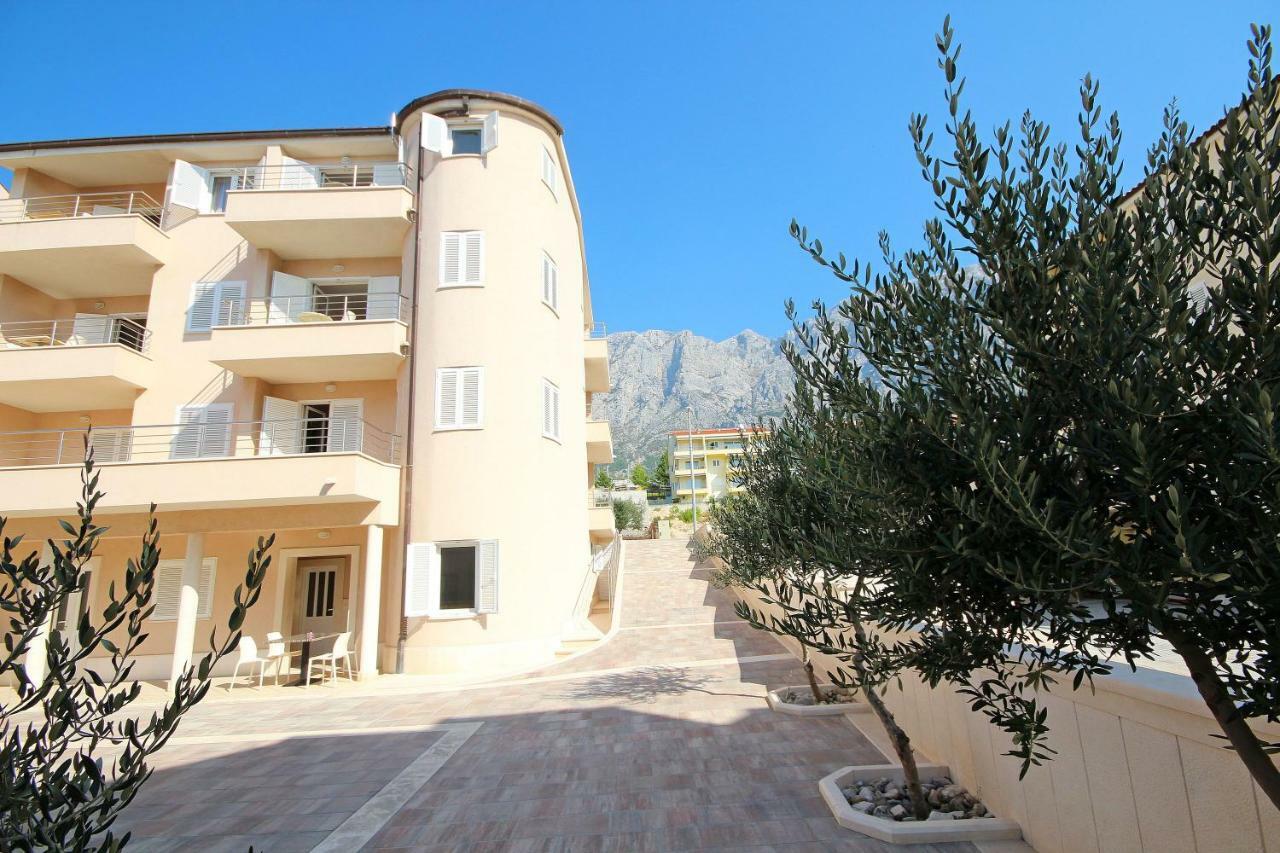 Apartment Domo Makarska Exterior foto